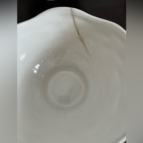 Loucarte Chowder Soup Bowls Fish Motif Embossed Made In Portugal Set of 4 - Picture 3 of 9